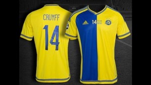 110071johann-cruyff-jordi-cruyff-homenaje-maccabi-tel-aviv-camisetajpg