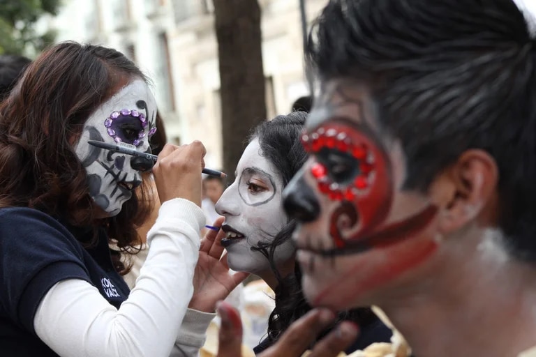 maquillaje para el desfile de catrinas 2022