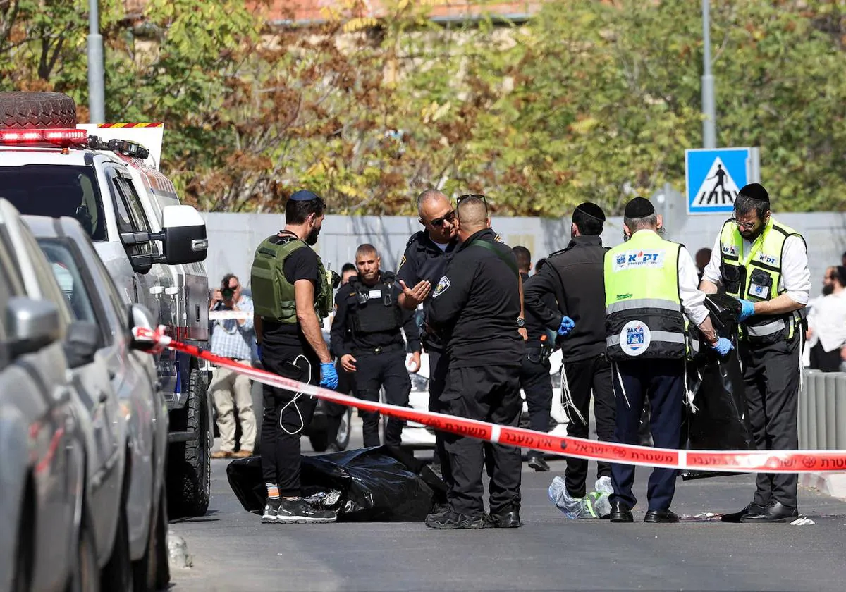 La Policía israelí «neutraliza» a un hombre tras apuñalar a un agente en  Jerusalén